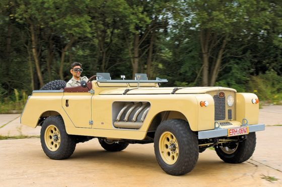 Matrix 1/43 Land Rover 109 Bell Aurens Longnose Noir - Modèle Réduit 2008
