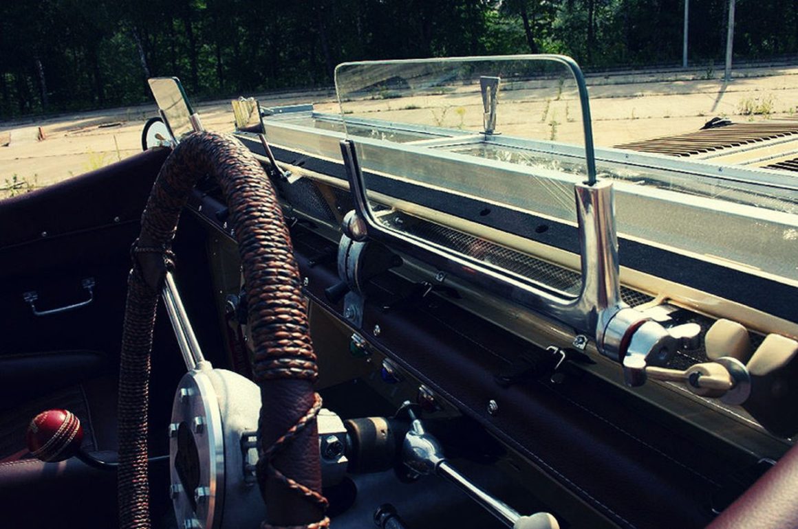 Bell Aurens Longnose: A Modified 1968 Land Rover Series II Defender