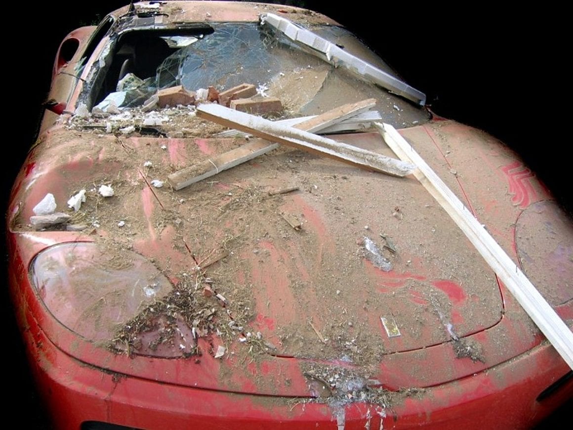 ferraricrash_01