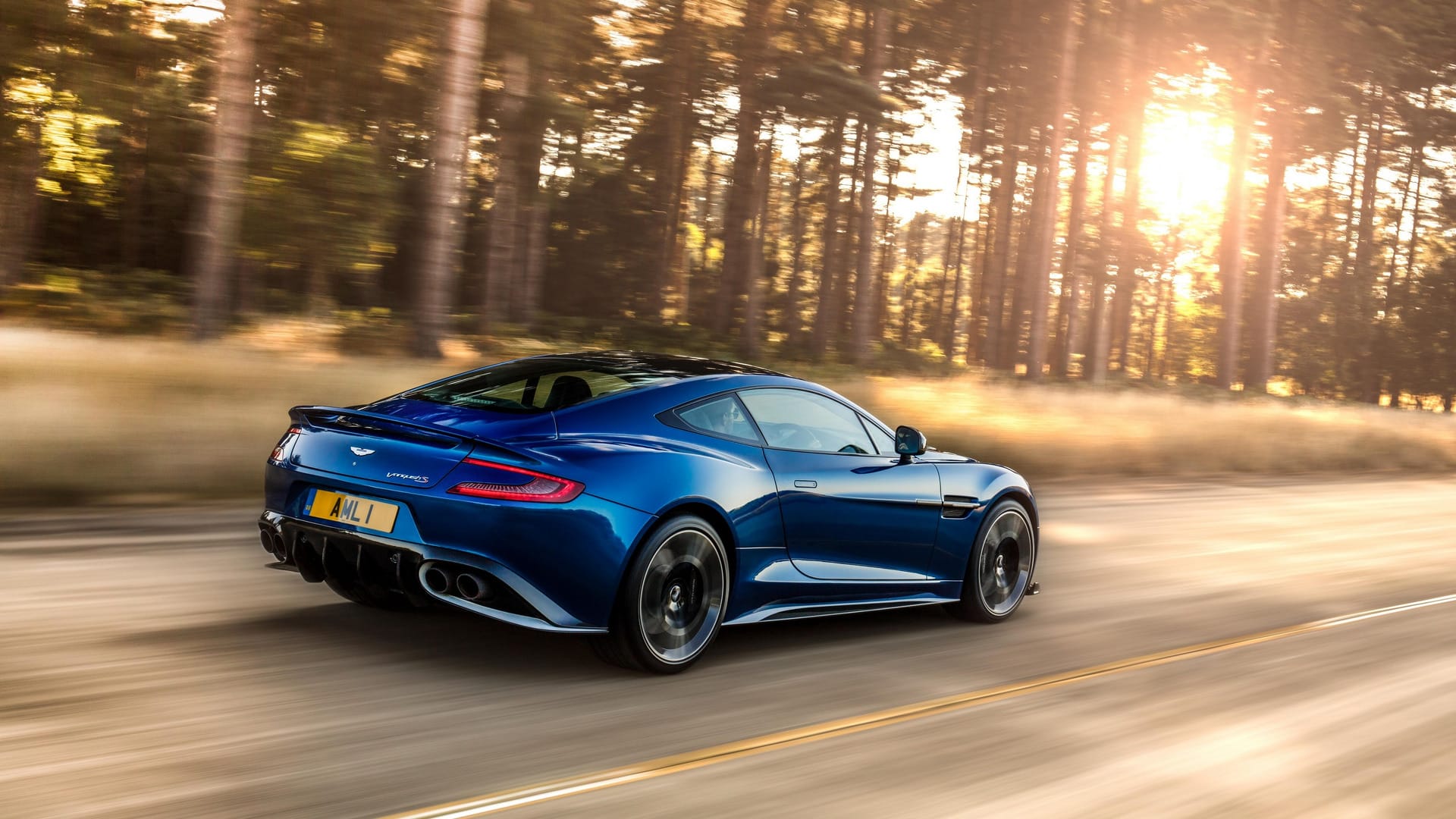 aston-martin-vanquish-s-02