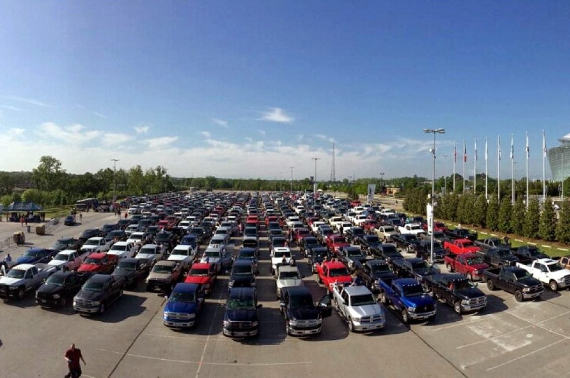 00-pick-up-defile-texan