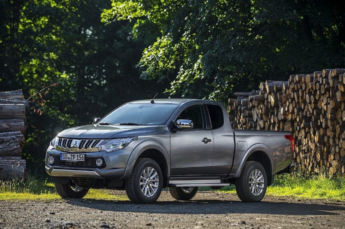 11-mitsubishi-l200-single-cab-2017