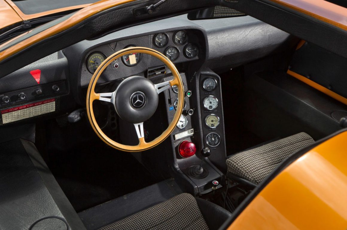 13-mercedes-c-111-ii-interieur