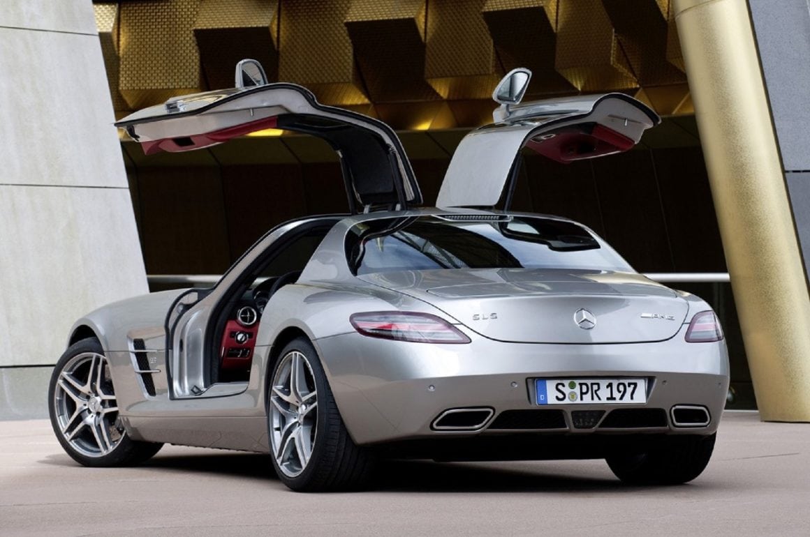 18-mercedes-sls-amg-rear-open-2010
