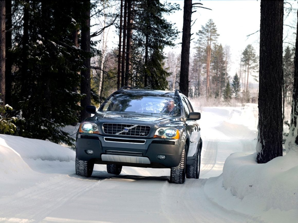 31-volvo_xc90_v8