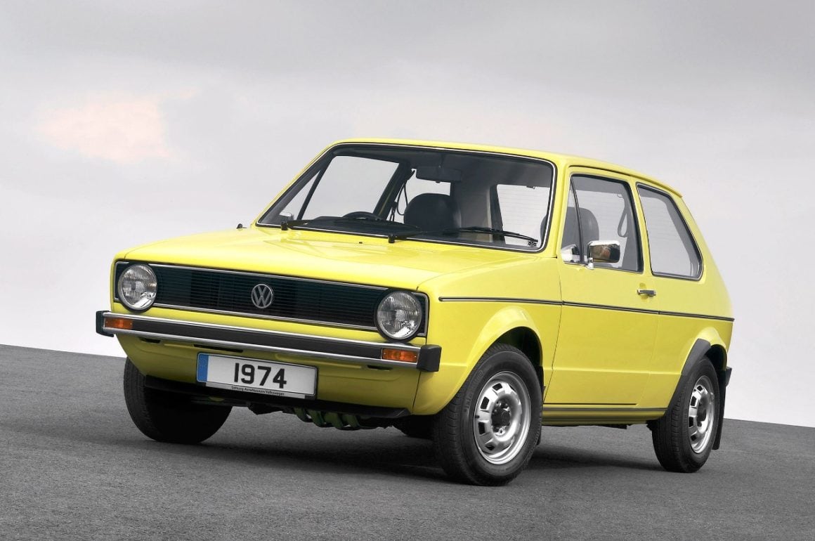 06-vw-golf-1-avant-droit-1974