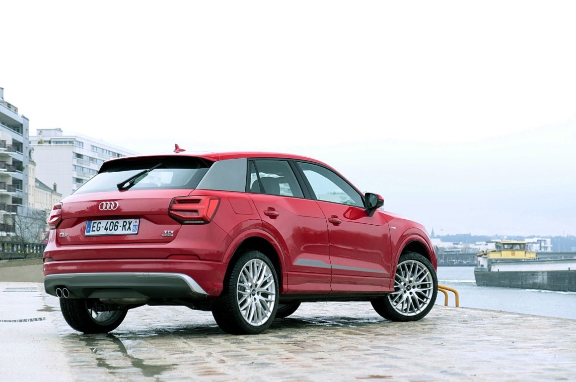 20-audi-q2-rear-2017