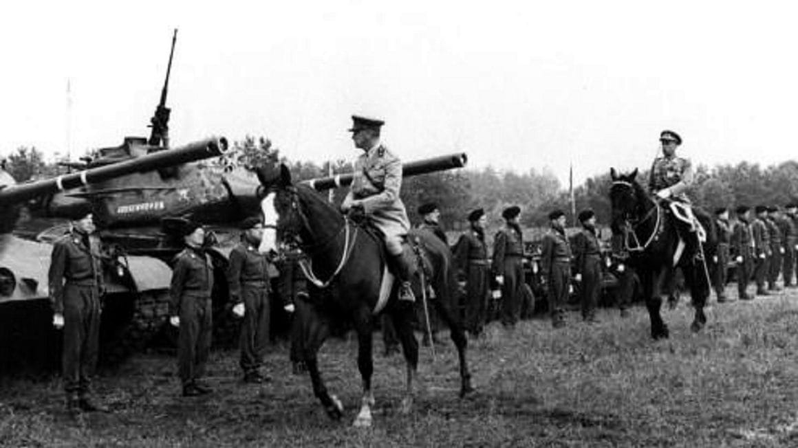 09-patton-m47-parade-tank-chevaux