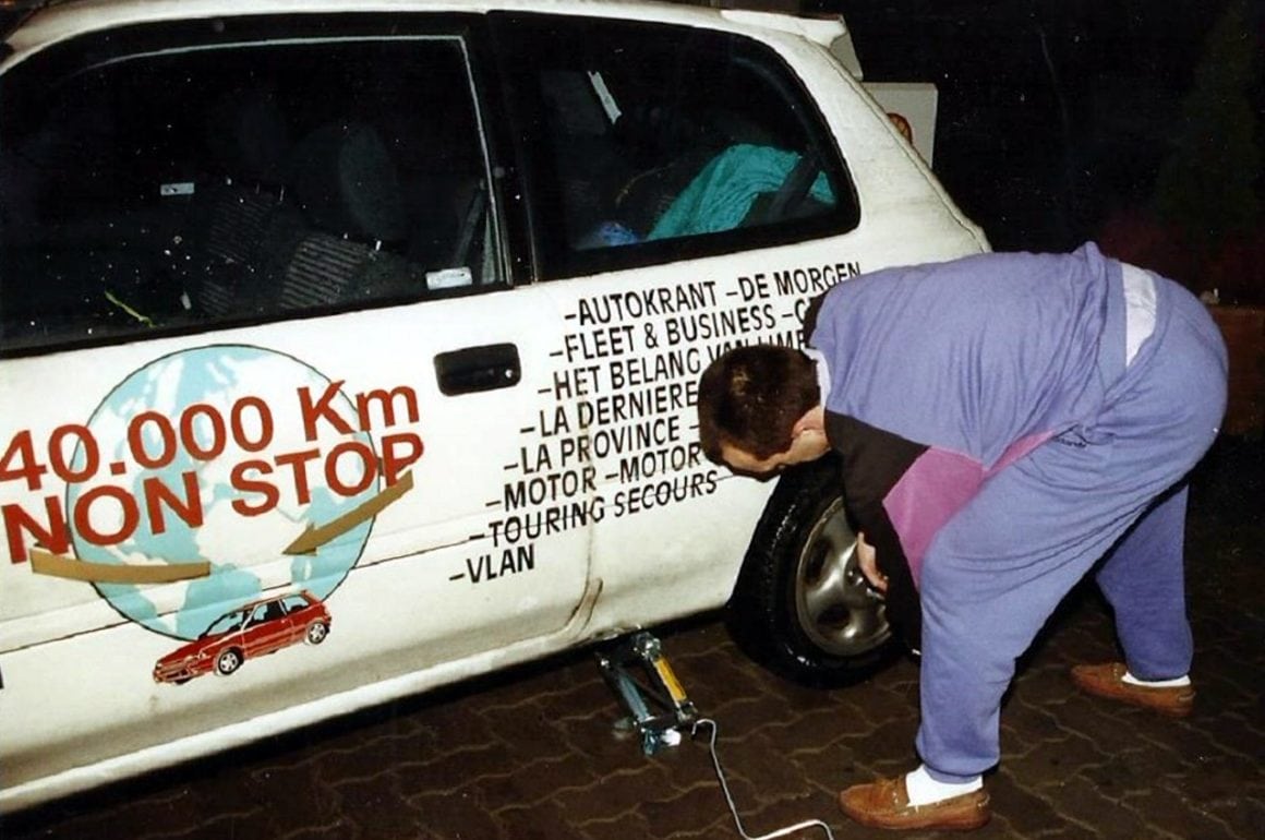 03-daihatsu-93-changement-de-pneus