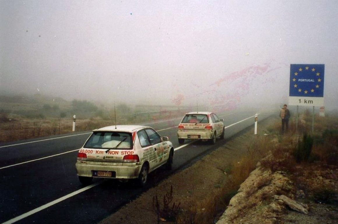 07-daihatsu-93-portugal-brouillard
